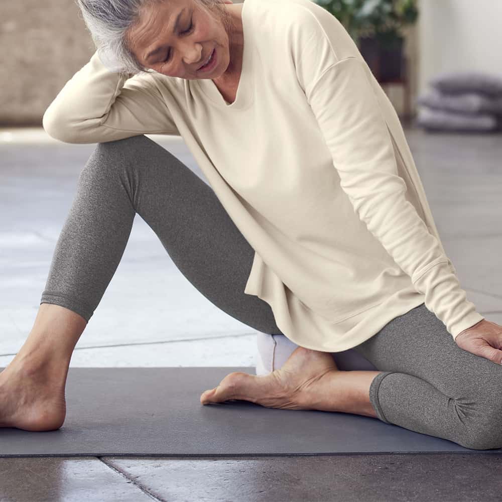 athleta-salutations-7-8-tights-overview.jpg