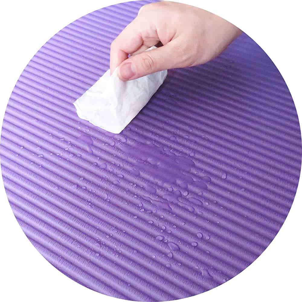 balancefrom-goyoga-mat-water-resistance-1.jpg