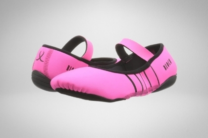 bloch-contour-suede-yoga-shoes-featured