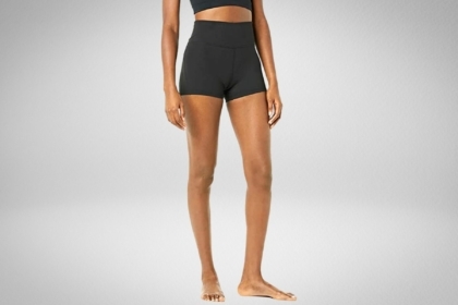 core-10-womens-spectrum-yoga-shorts-featured