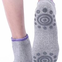 dubeebaby-yoga-socks.jpg