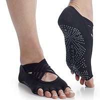 gaiam-grippy-studio-yoga-socks.jpg