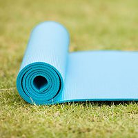 How To Clean Your Yoga Mat Featured Image