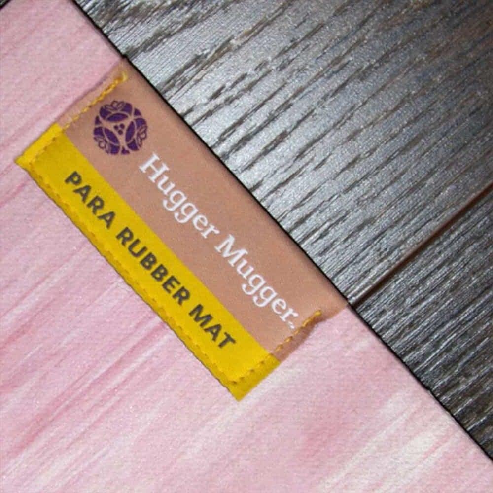 hugger-mugger-para-rubber-yoga-mat-close-up-e1615370547959.jpg