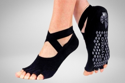 hyalea-toeless-non-slip-yoga-socks-featured