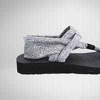 skechers-meditation-studio-yoga-shoes-featured