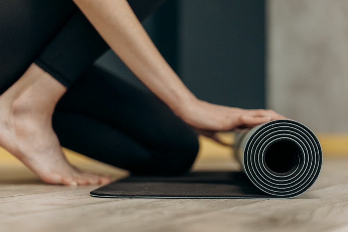 Thickness For A Yoga Mat For Bad Knee